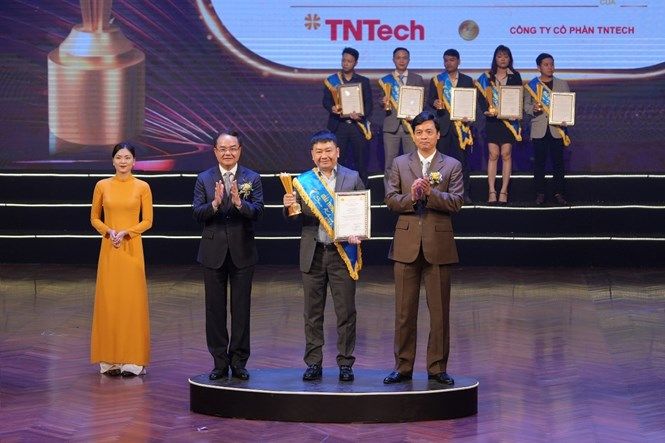 tntech-chien-thang-giai-sao-khue-2023-voi-giai-phap-fx-trading--n1.jpg