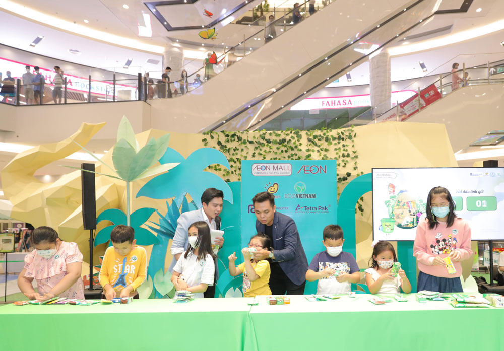 Đổi rác lấy quà tại AEON MALL ở Hà Nội từ ngày 27/5/2023