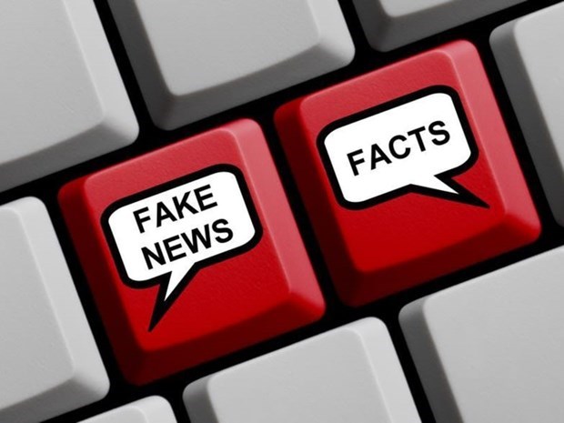 Trung Quốc đình chỉ hơn 10.000 tài khoản trực tuyến đăng tin giả mạo