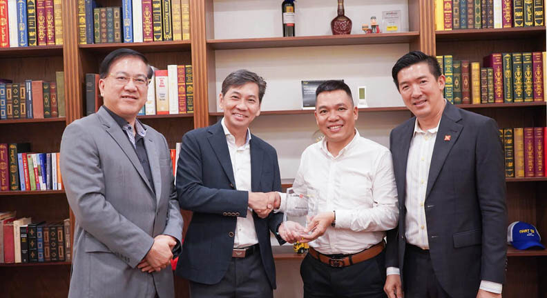 nhat-tin-logistics-nang-cao-hieu-qua-hoat-dong-va-tiet-kiem-chi-phi-voi-zebra-technologies_650beaeb969eb.jpg