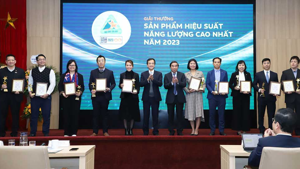 Máy giặt và Tủ lạnh Panasonic đạt Chứng nhận Hiệu suất Năng lượng cao nhất