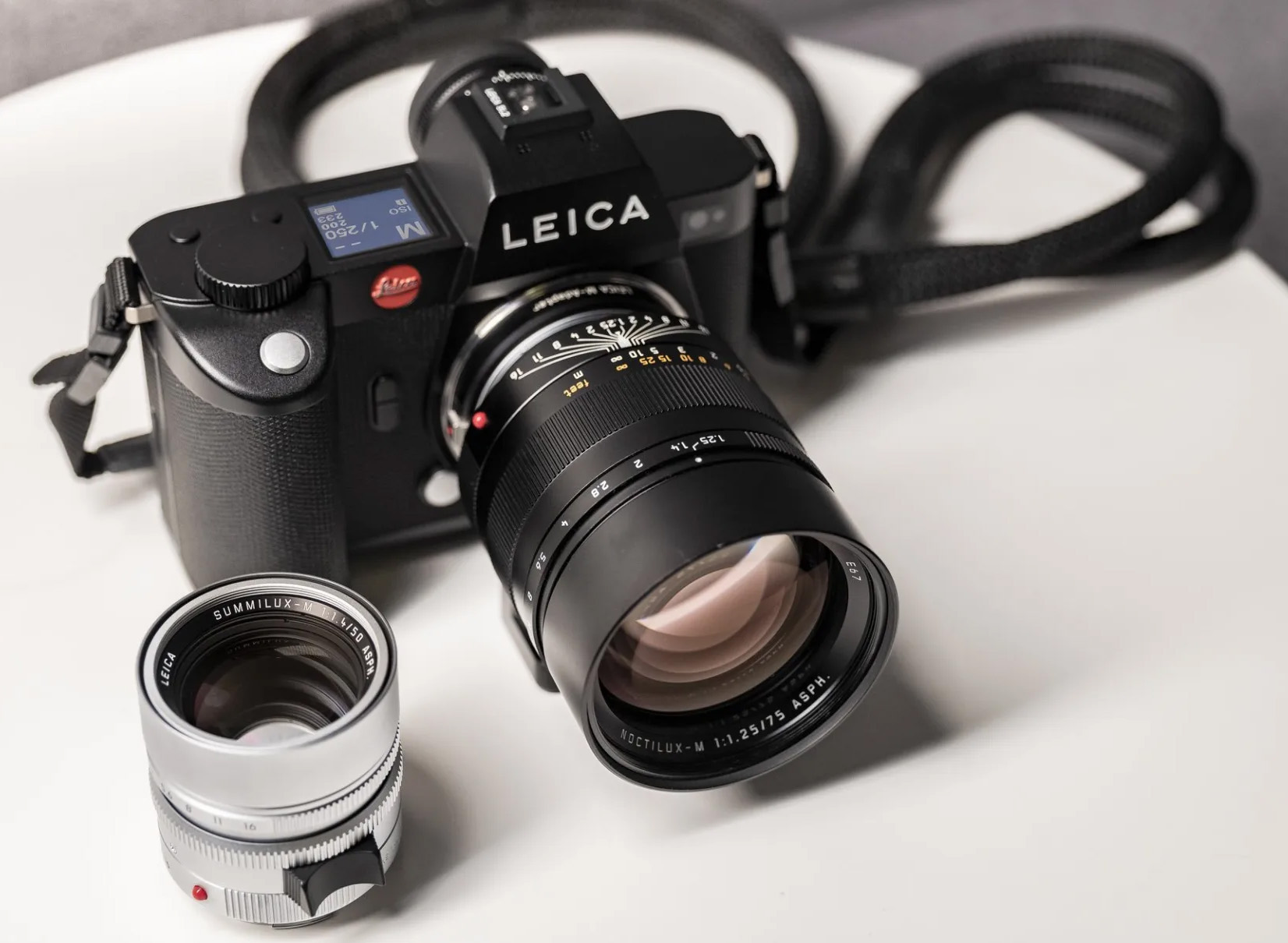 Máy ảnh Leica SL3 ra mắt với nhiều nâng cấp mới