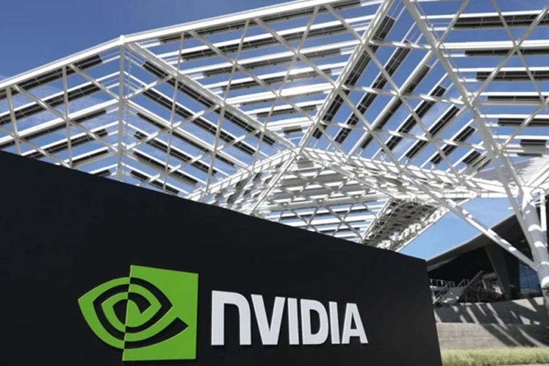 Giá cổ phiếu tăng vọt, Nvidia sắp vượt qua Apple