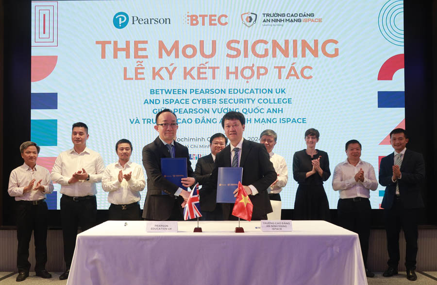 ispace-hop-tac-pearson-trien-khai-chuong-trinh-dao-tao-quoc-te-btec_666447b8bf587.jpg