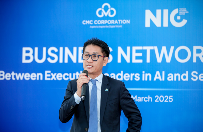 Ông Hồ Thanh Tùng, Tổng giám đốc Tập đoàn công nghệ CMC, phát biểu tại Chương trình kết nối lãnh đạo cấp cao ngành trí tuệ nhân tạo (AI) và bán dẫn