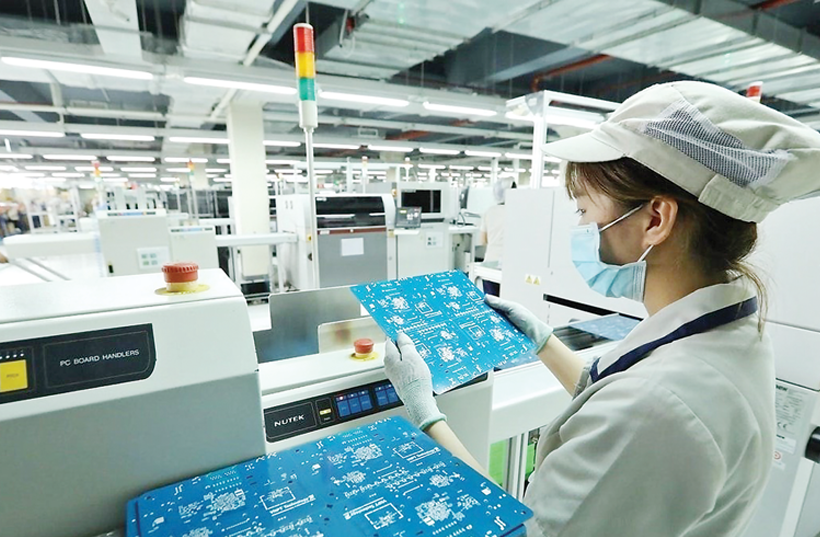 sản xuất điện tử