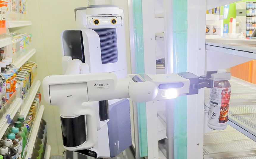 Robot AI đa nhiệm phục vụ cửa hàng tiện lợi Nhật Bản