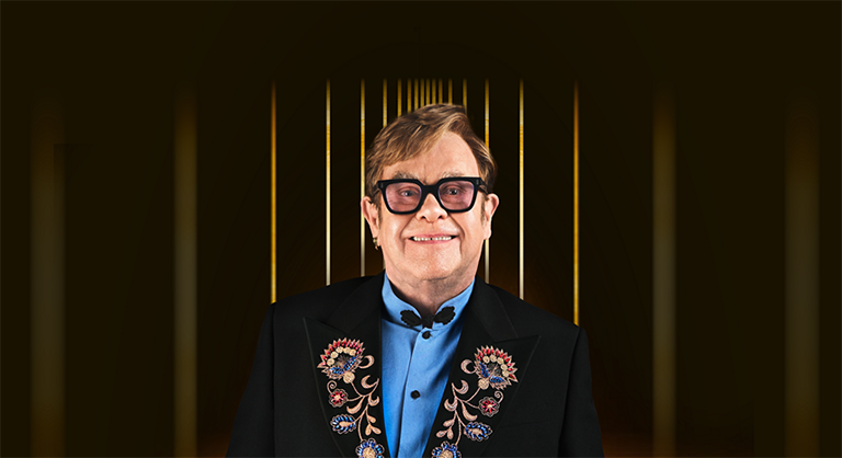 Danh ca Elton John tiết lộ những khoảnh khắc vàng son trong cuộc đời huyền thoại