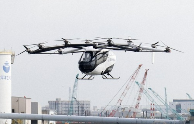 SkyDrive trình diễn ô tô bay tại Thủ đô Tokyo