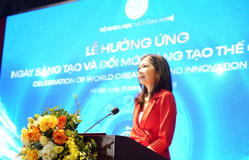 Bà Pauline Tamesis, Điều phối viên Thường trú Liên hợp quốc tại Việt Nam phát biểu tại hội nghị. 