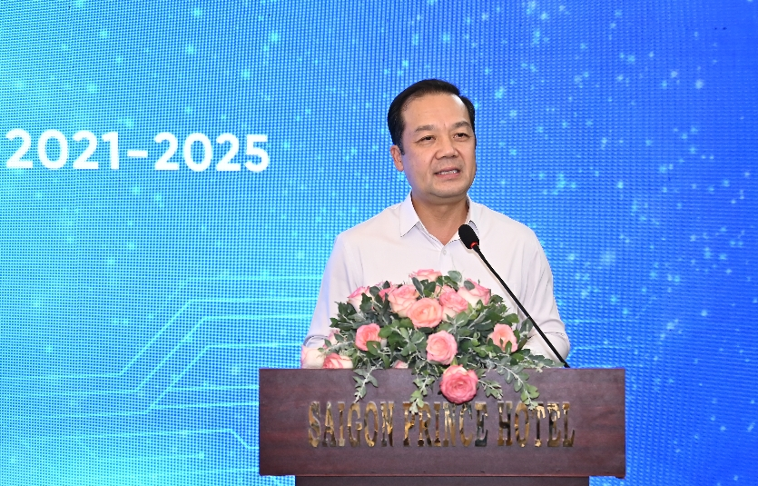 Theo Thứ trưởng Phạm Đức Long, phát triển IPv6 Only không chỉ là câu chuyện riêng của Việt Nam mà là câu chuyện chung của nhiều quốc gia. 