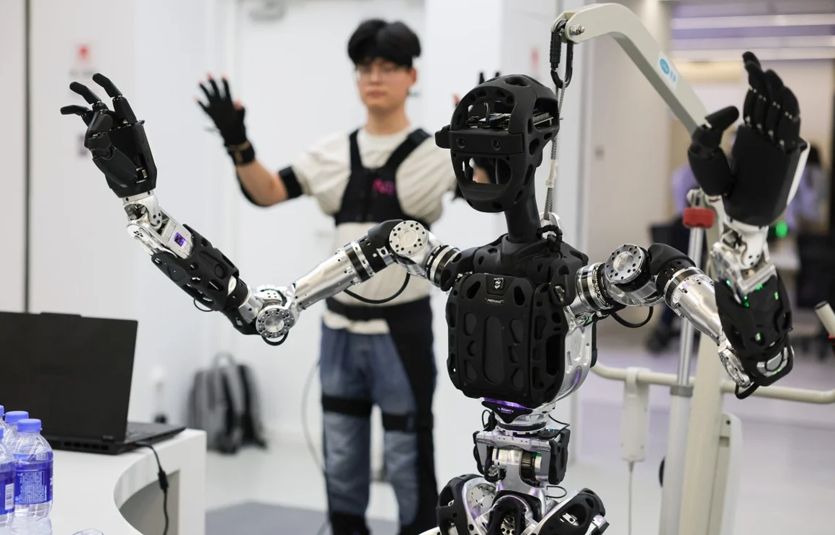 Trung Quốc sẽ nhúng AI vào các sản phẩm, dịch vụ tiêu dùng