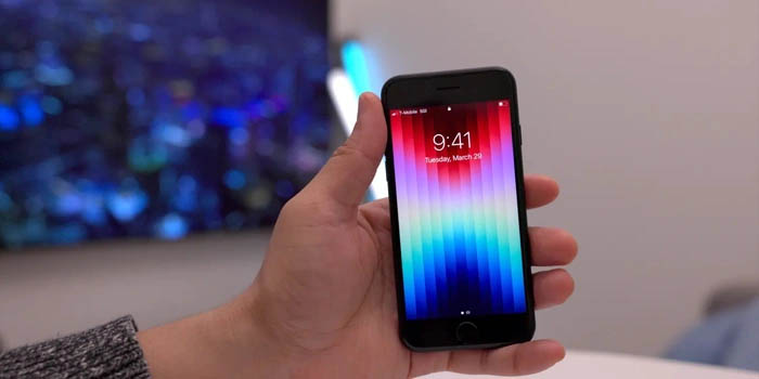 Doanh-so-iPhone-SE-2022.jpg