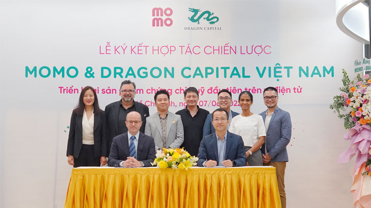 MoMo-Dragon-Capital.jpg
