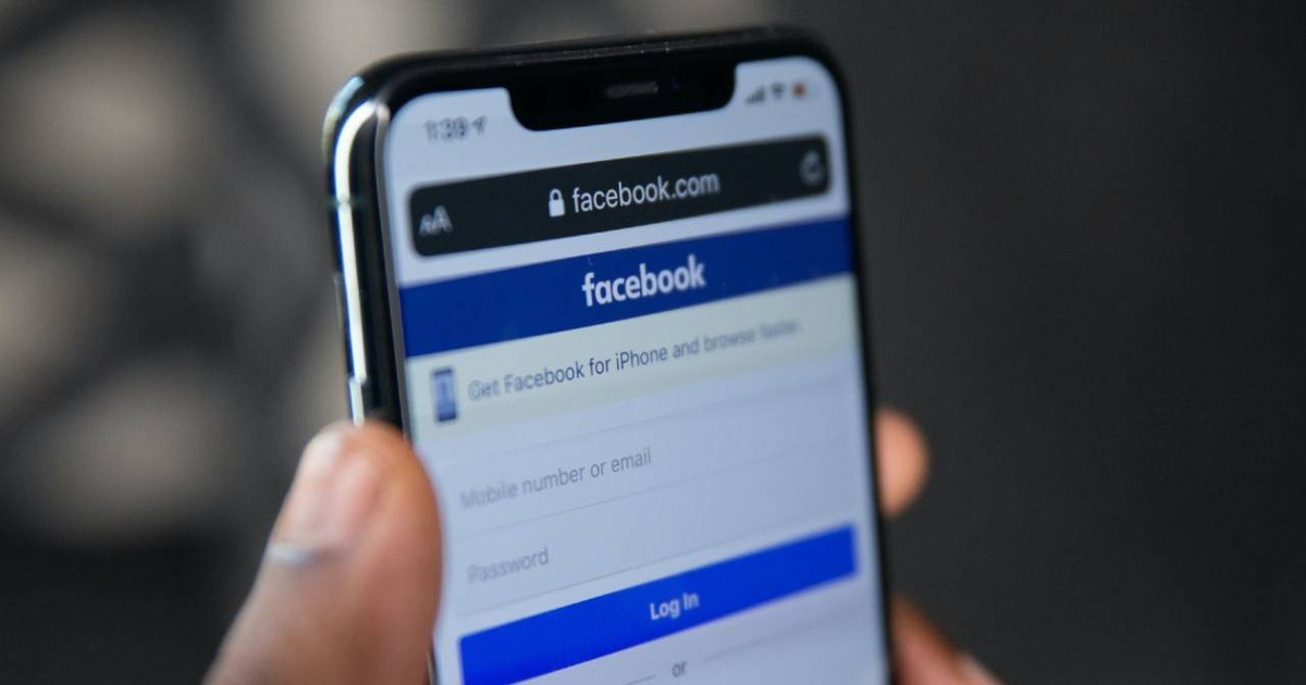 Facebook khóa tài khoản chưa bật chức năng Protect