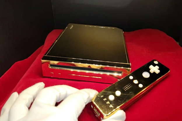 Nintendo Wii mạ vàng 24K đang được bán đấu giá công khai