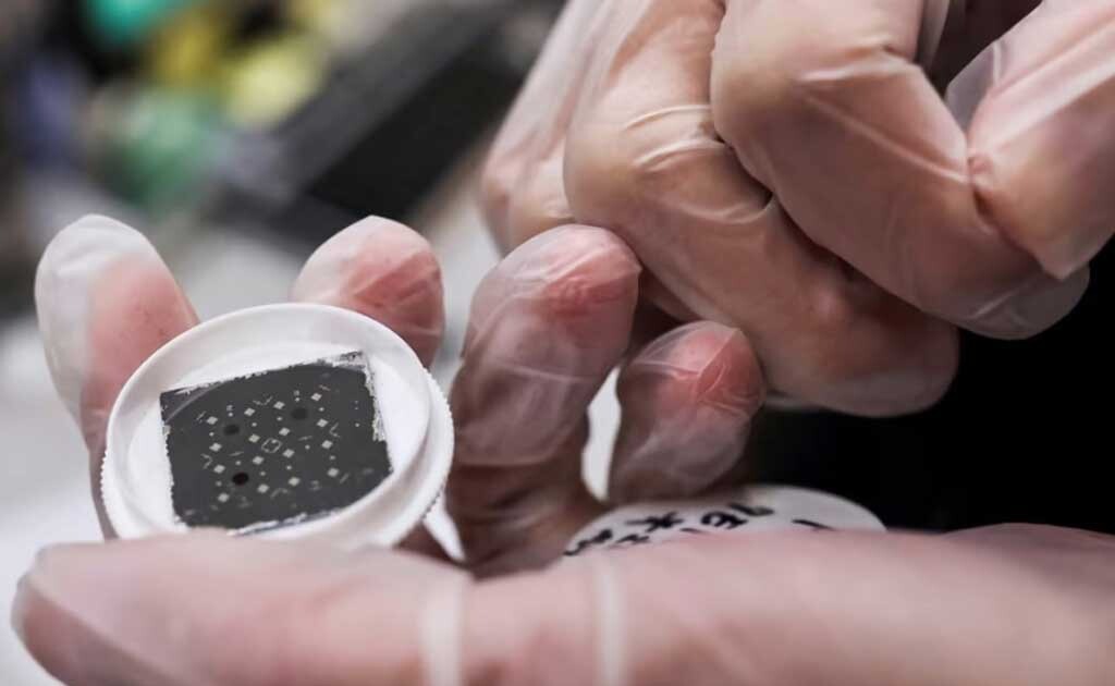 Khối lượng nhập khẩu chip của Trung Quốc giảm