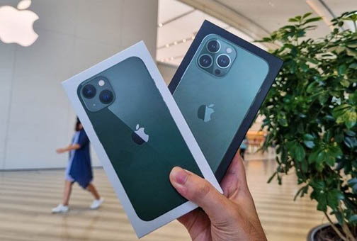 iPhone 13 liên tiếp dẫn đầu danh sách smartphone bán chạy toàn cầu