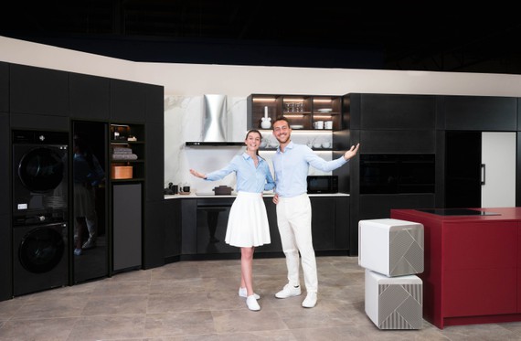 Samsung Electronics giới thiệu dòng sản phẩm Bespoke Home 2022 tại EuroCucina 2022