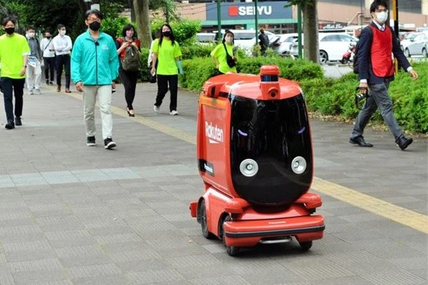 Ba công ty Nhật Bản thử nghiệm dùng robot tự hành để giao hàng