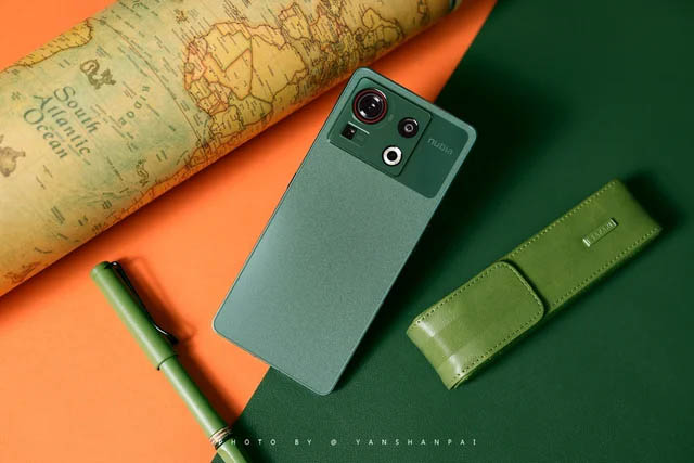 Nubia Z40S Pro ra mắt: Snapdragon 8+ Gen 1, sạc nhanh 120W, giá 11.9 triệu đồng