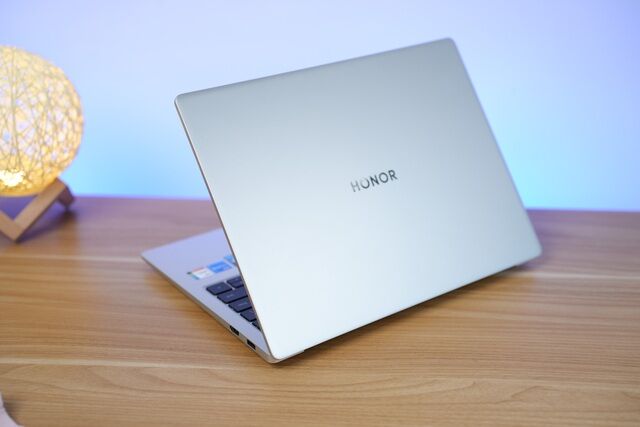 Honor ra mắt laptop MagicBook 14, giá từ 18 triệu đồng