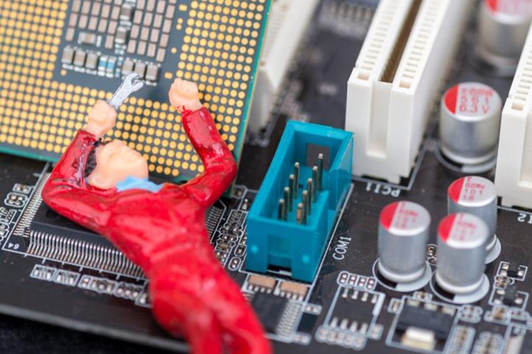Mỹ phê duyệt 52 tỉ USD cho các nhà sản xuất chip