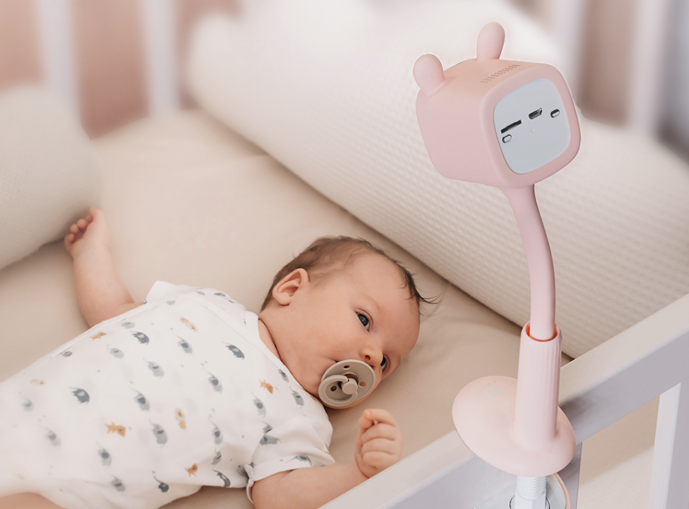 EZVIZ ra mắt camera hỗ trợ theo dõi trẻ sơ sinh Baby Monitor 1