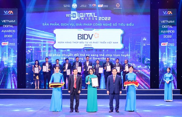 Ứng dụng BIDV SmartBanking nhận giải thưởng Chuyển đổi số Việt Nam 2022