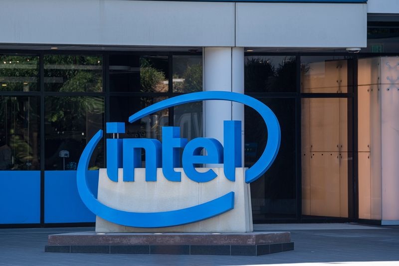 Intel lên kế hoạch sa thải hàng nghìn nhân viên