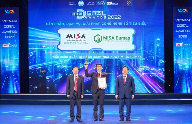 Misa được vinh danh tại Giải thưởng Chuyển đổi số Việt Nam 2022
