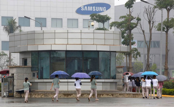 Nhà máy sản xuất smartphone Samsung tại Việt Nam tạm ngưng hoạt động?