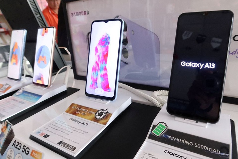 Samsung nâng tầm smartphone giá rẻ