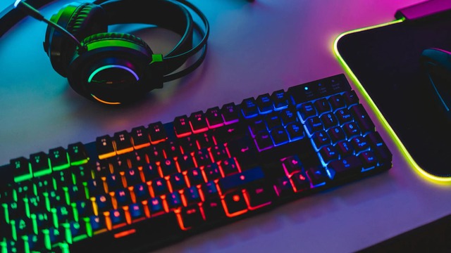 Ánh sáng RGB trên phụ kiện chơi game sẽ có thể điều chỉnh ngay trên Windows