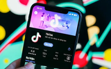 Phía sau cuộc chiến chống nội dung AI rác của TikTok