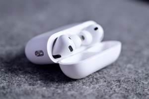 AirPods Pro 3 gặp lỗi phát âm thanh lạ