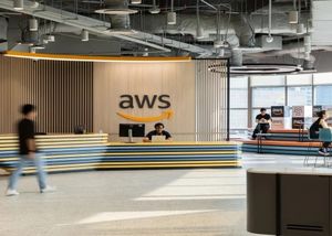 AWS tăng cường hiện diện tại ASEAN với đầu tư 25,5 tỷ MYR