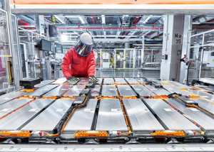 Nhật Bản phát triển pin oxy hóa khử không sử dụng kim loại quý