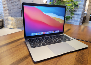 Giá bán MacBook Air M1 đang thấp nhất kể từ khi ra mắt