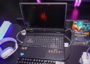 Laptop Acer Nitro 16 Phoenix chuyên dành cho game thủ được mở bán