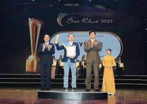 EYEFIRE School - Giải pháp trường học thông minh đạt giải thưởng Sao Khuê 2023