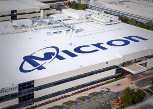 Các nhà sản xuất chip toàn cầu quyết bấu víu vào Trung Quốc