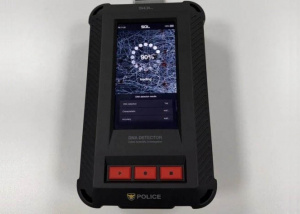 Cảnh sát Hàn Quốc giới thiệu máy dò ADN di động tại CES 2024