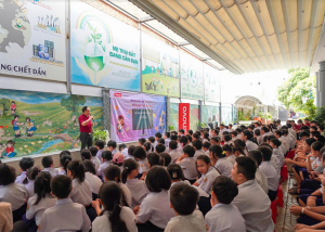 Lenovo tiếp tục đẩy mạnh giáo dục công nghệ cho trẻ em có hoàn cảnh khó khăn