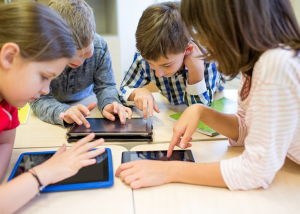 Na Uy cấm trẻ dưới 15 tuổi sử dụng mạng xã hội