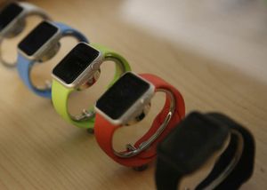 Apple giữ vị trí số 1 trên thị trường thiết bị đeo trong Q1/2024