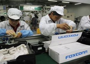 Foxconn công bố doanh thu kỷ lục nhờ AI