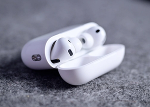 AirPods Pro 3 gặp lỗi phát âm thanh lạ