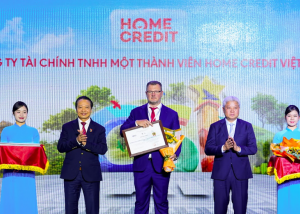Home Credit xuất sắc lọt Top 10 Doanh nghiệp Bền vững