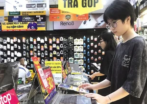Gen Z quản lý tài chính cá nhân: Học cách "sống đầy" thay cho "sống sót"
